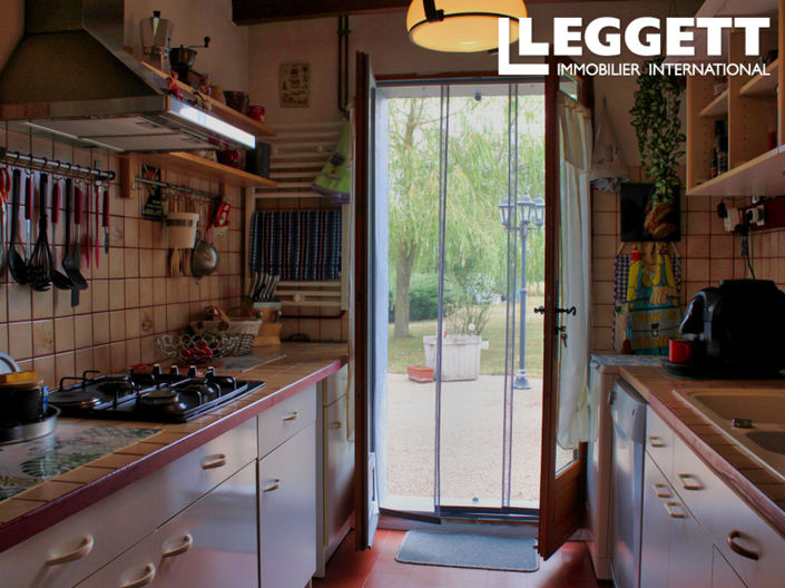 Image No.9-3 Bed House for sale