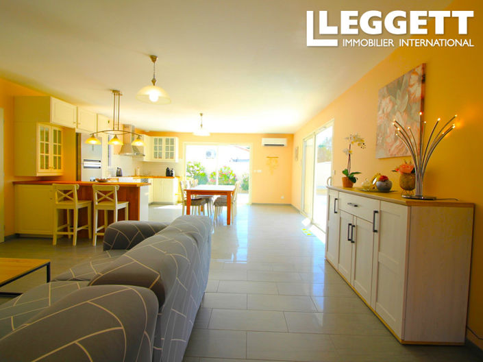 Image No.7-3 Bed House for sale