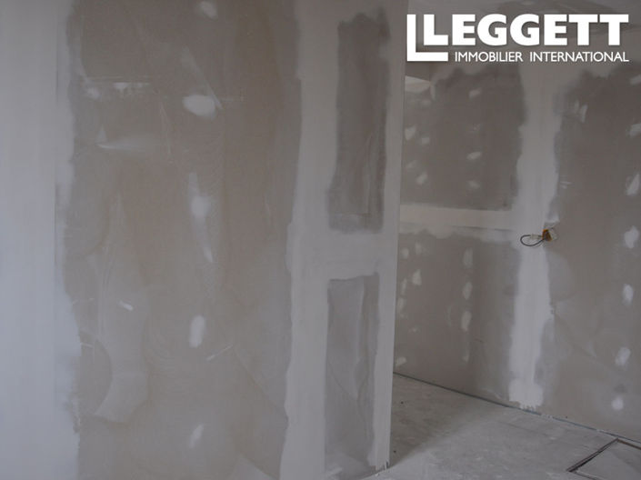 Image No.6-3 Bed House for sale