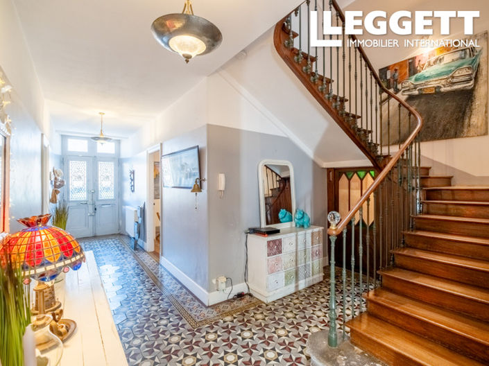 Image No.1-4 Bed House for sale