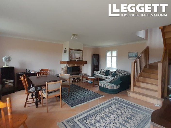 Image No.5-5 Bed House for sale