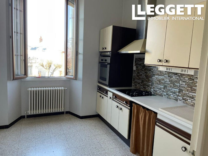 Image No.4-7 Bed House for sale