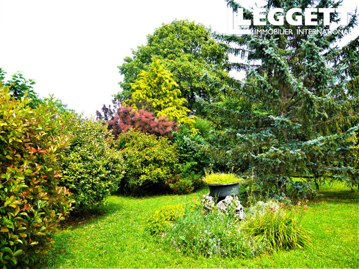 Image No.10-6 Bed House for sale