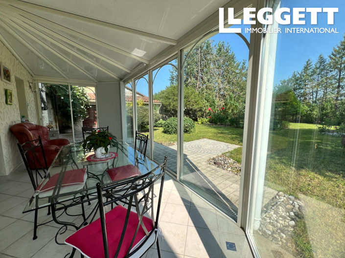 Image No.4-6 Bed House for sale
