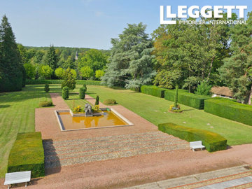 1 - Rambouillet, House