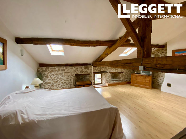 Image No.7-2 Bed House for sale