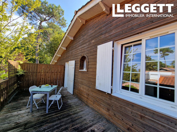 Image No.8-2 Bed House for sale