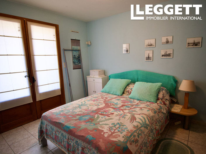 Image No.7-3 Bed House for sale