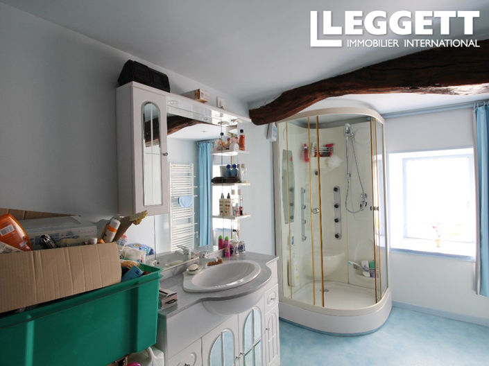 Image No.6-4 Bed House for sale