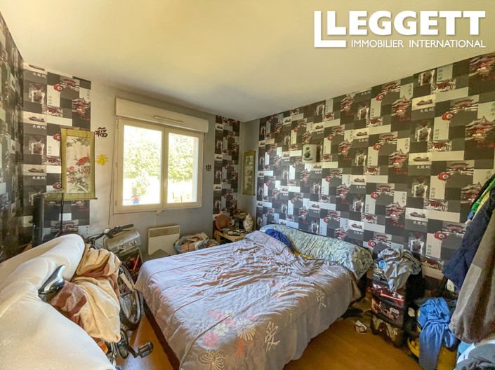 Image No.5-2 Bed House for sale