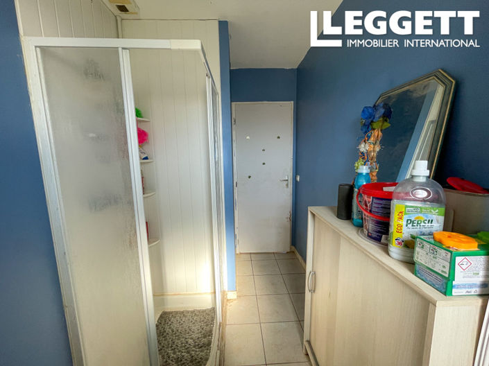 Image No.6-2 Bed House for sale