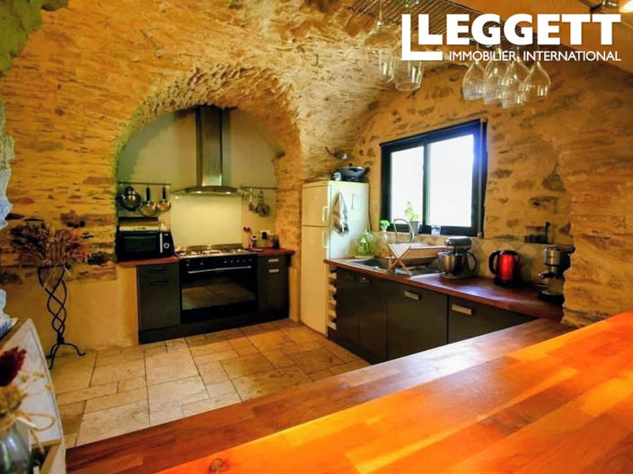 Image No.6-7 Bed House for sale