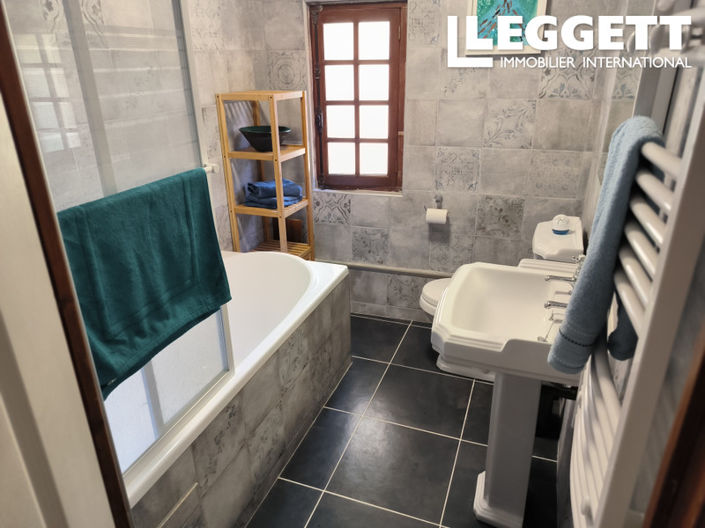 Image No.4-3 Bed House for sale