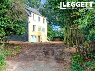 1 - Maël-Carhaix, House