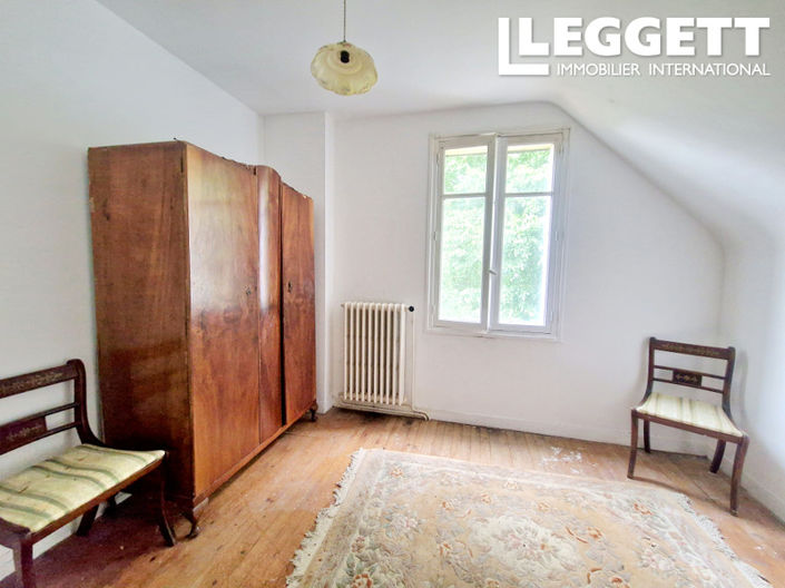 Image No.7-5 Bed House for sale