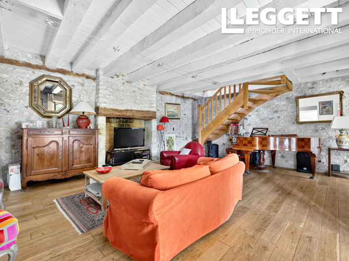 Image No.7-5 Bed House for sale