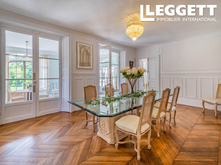 Image No.4-10 Bed House for sale