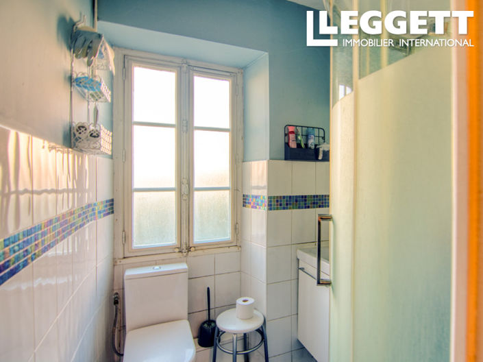 Image No.6-3 Bed House for sale