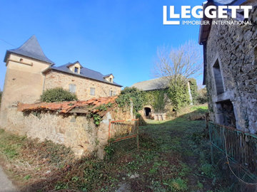 1 - Montbazens, Maison