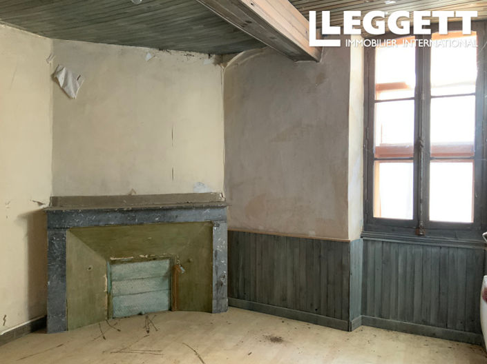 Image No.6-3 Bed House for sale