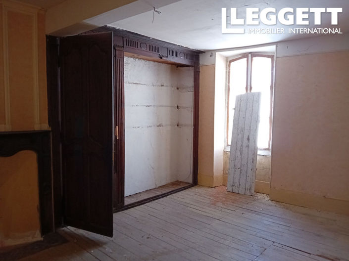 Image No.8-3 Bed House for sale