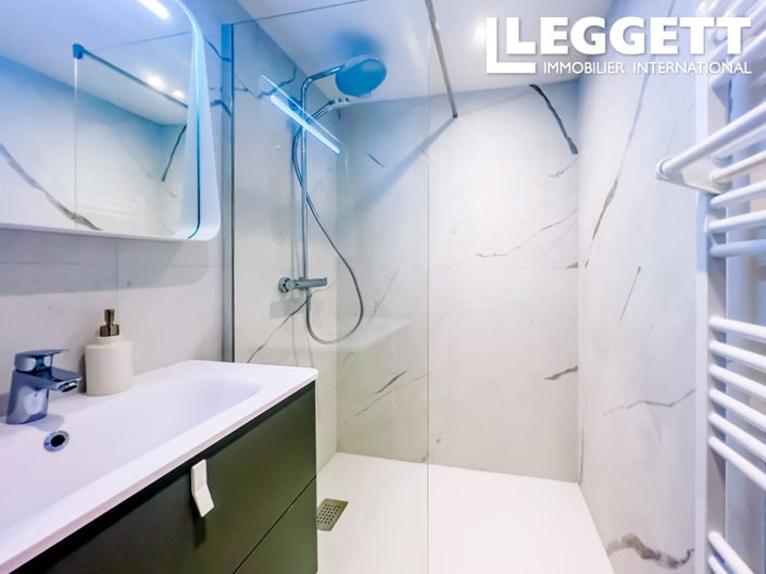 Image No.10-Appartement de 2 chambres à vendre à Paris