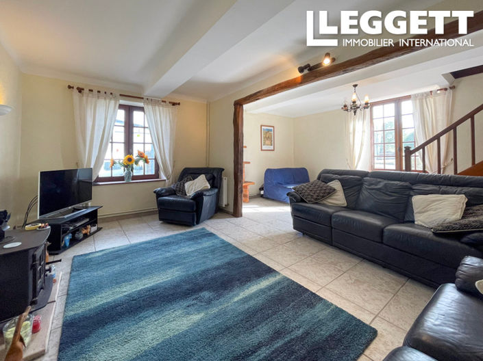 Image No.9-7 Bed House for sale