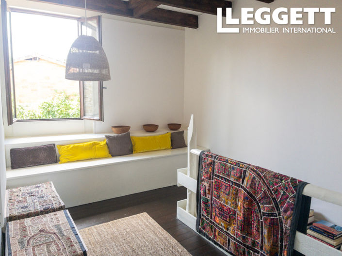 Image No.7-4 Bed House for sale