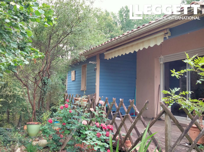 Image No.1-4 Bed House for sale