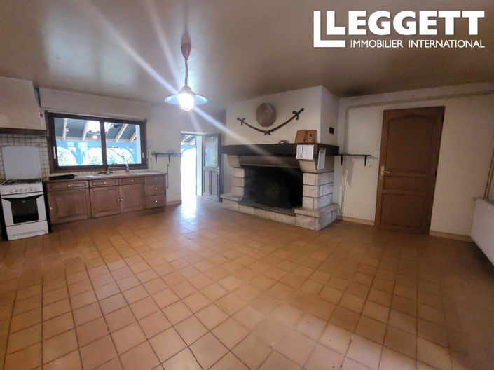 Image No.4-5 Bed House for sale