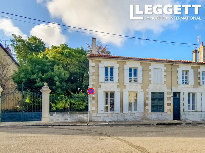 Image No.10-Maison de 5 chambres à vendre à Barbezieux-Saint-Hilaire
