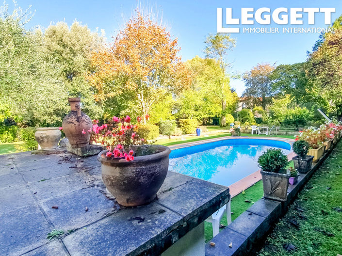 Image No.2-5 Bed House for sale