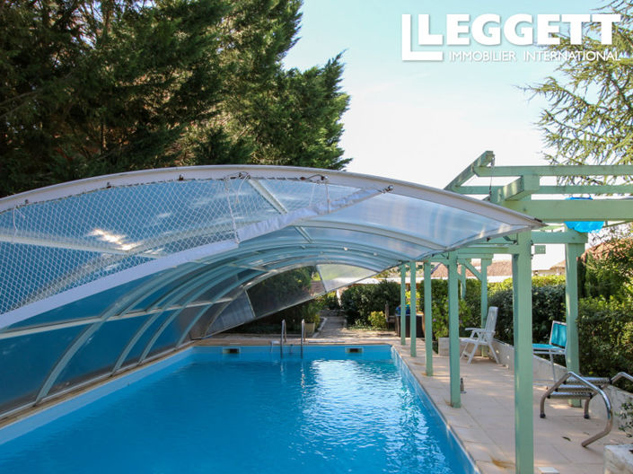 Image No.10-5 Bed House for sale