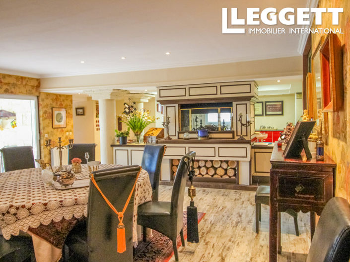 Image No.4-5 Bed House for sale