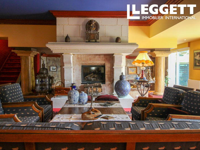 Image No.6-5 Bed House for sale