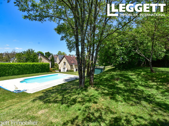 Image No.1-4 Bed House for sale