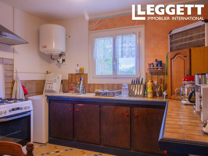 Image No.6-4 Bed House for sale