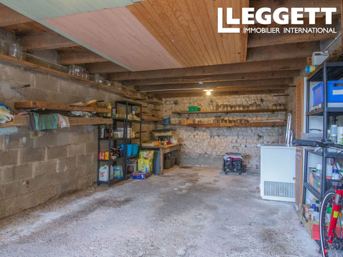 Image No.8-4 Bed House for sale