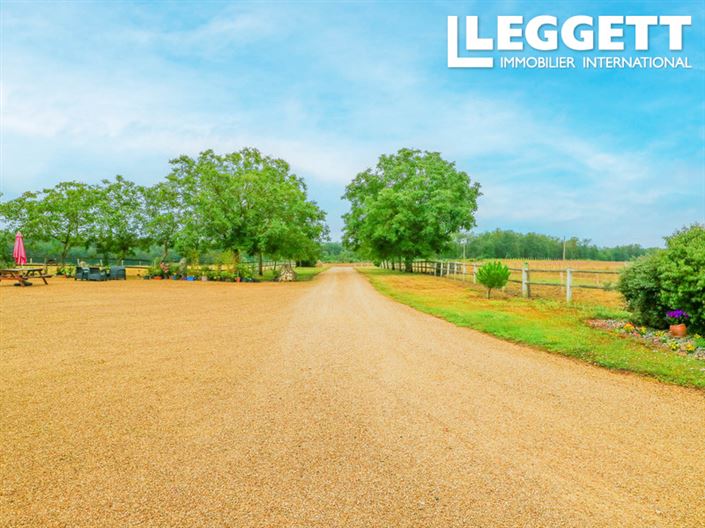 Image No.2-7 Bed House for sale