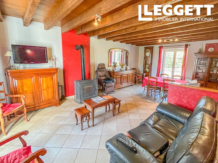 Image No.2-4 Bed House for sale