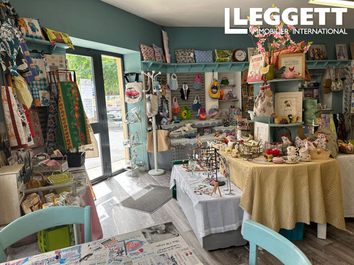 Image No.3-4 Bed Commercial for sale