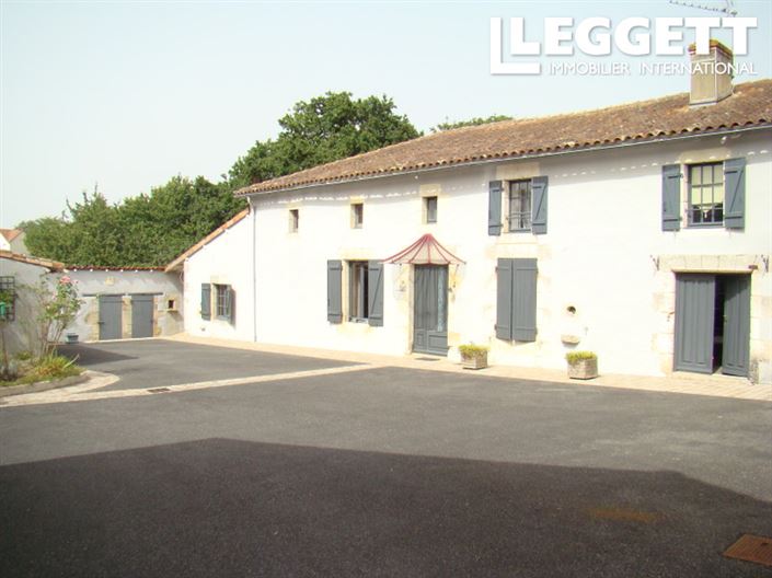 Image No.1-Maison de 5 chambres à vendre à Payroux