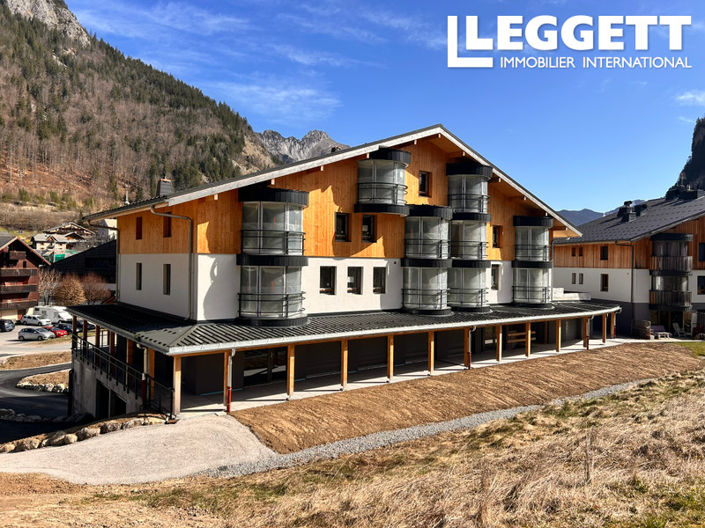 Image No.9-3 Bed Apartment for sale