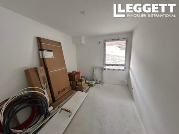 ahr0chm6ly9jzg4uagvzdglhlmltbw8vaw1hz2uvvevom