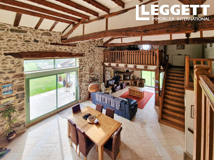 Image No.2-4 Bed House for sale