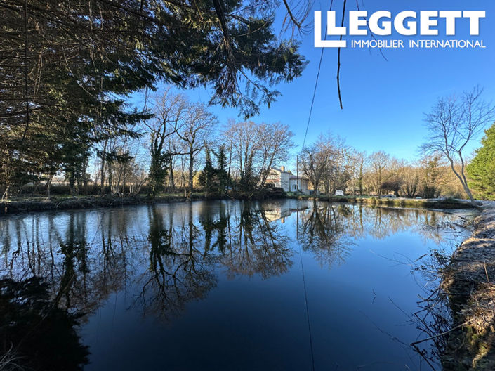 Image No.10-3 Bed House for sale