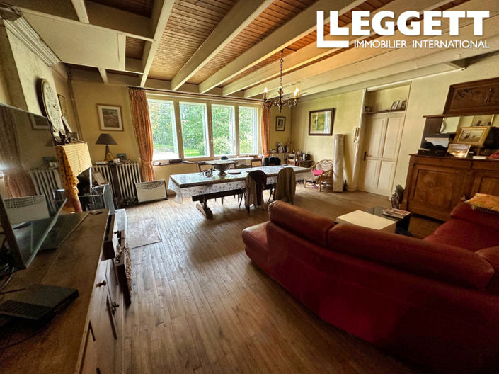 Image No.9-3 Bed House for sale