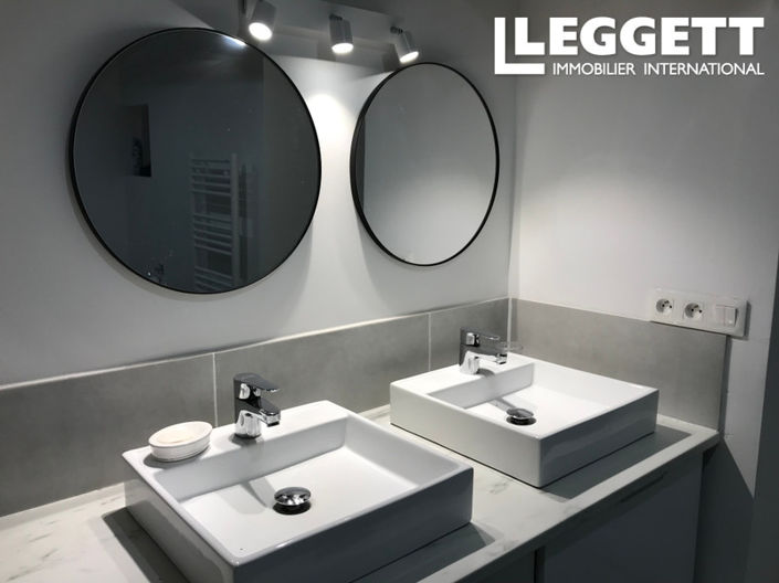 Image No.10-4 Bed House for sale