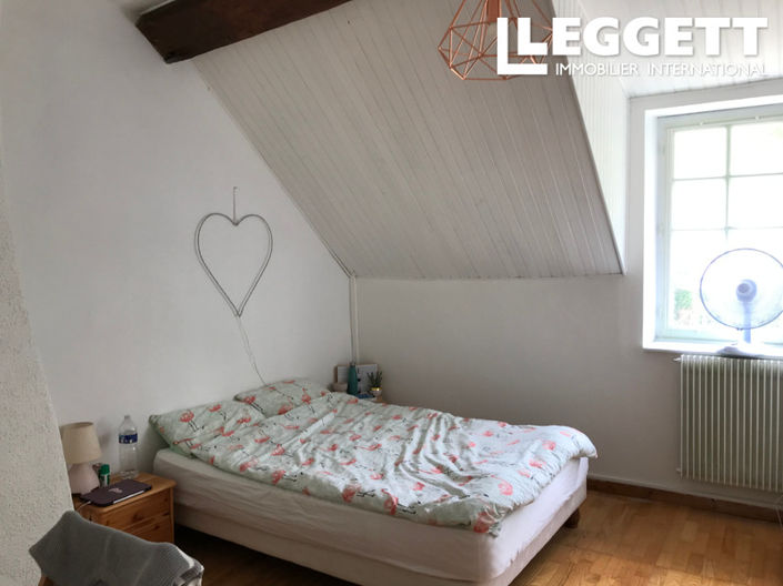 Image No.7-4 Bed House for sale