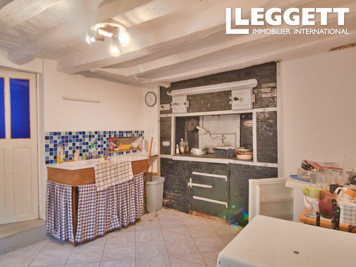 Image No.2-4 Bed House for sale